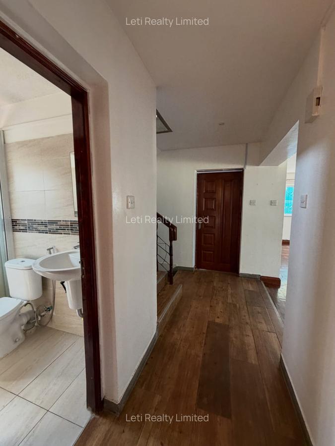 4 Bed Townhouse with En Suite in Kilimani - 6