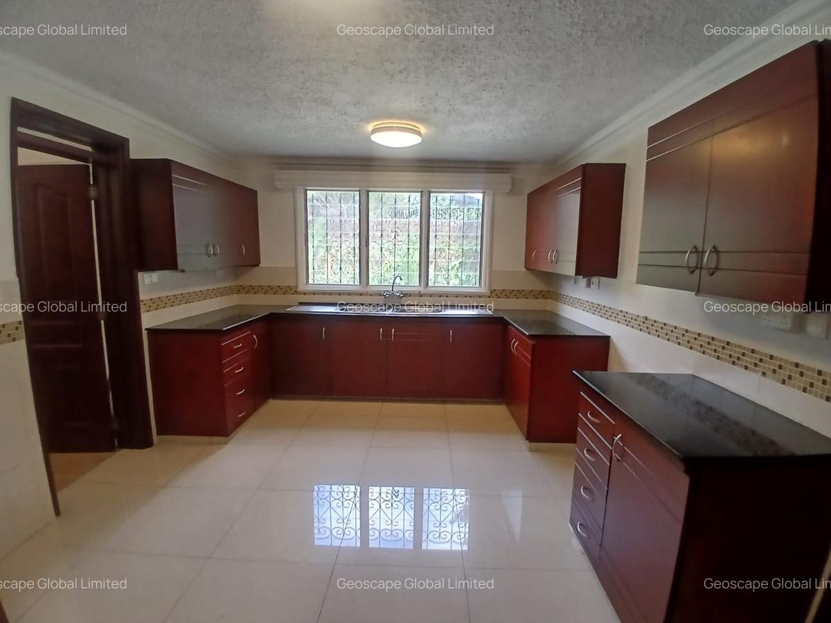 4 Bed House with En Suite in Muthaiga - 7