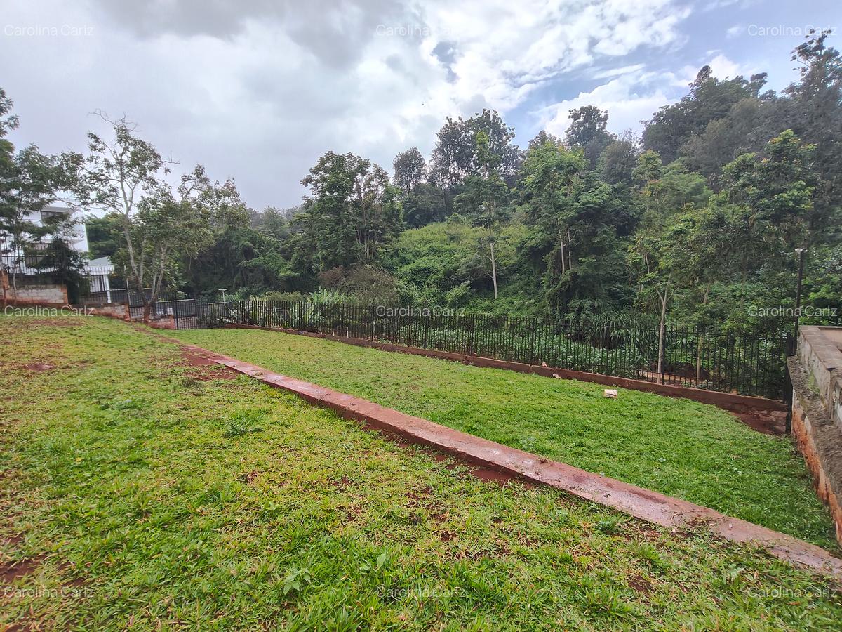 10 Bed House with En Suite at Off Redhill Link Road - 3