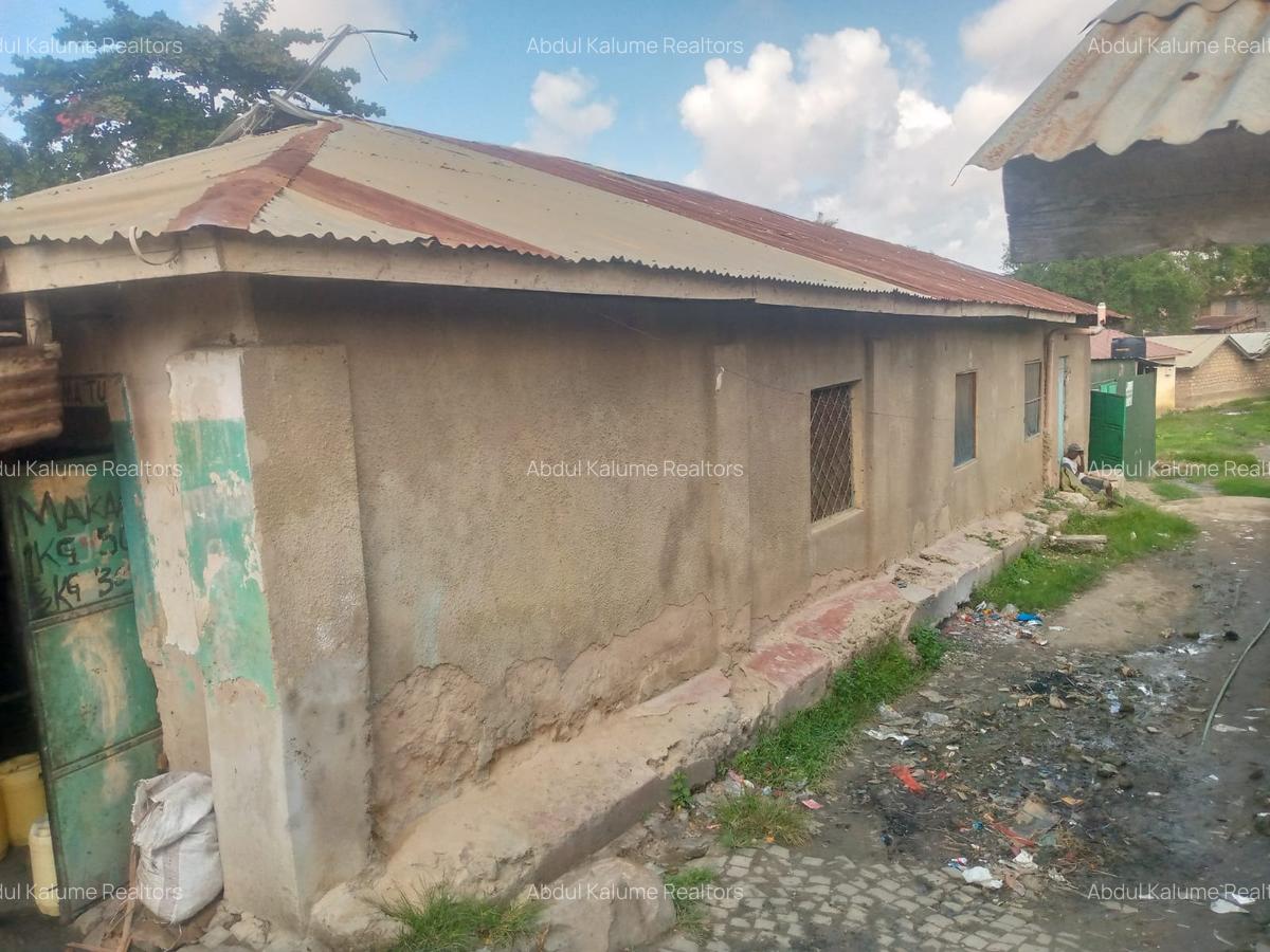 10 Bed House with Borehole at Mtopanga - 4
