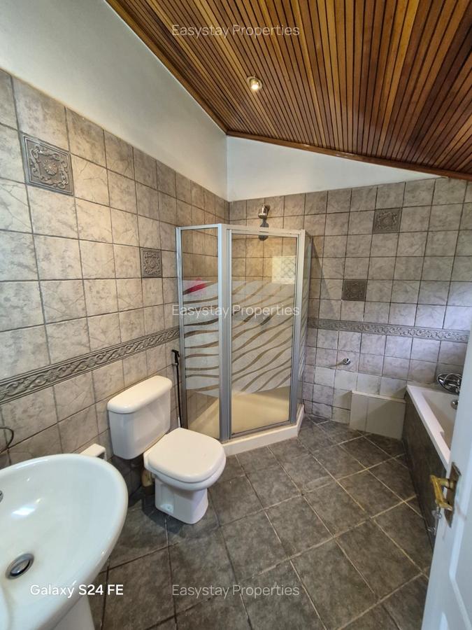 4 Bed House with En Suite in Thigiri - 7