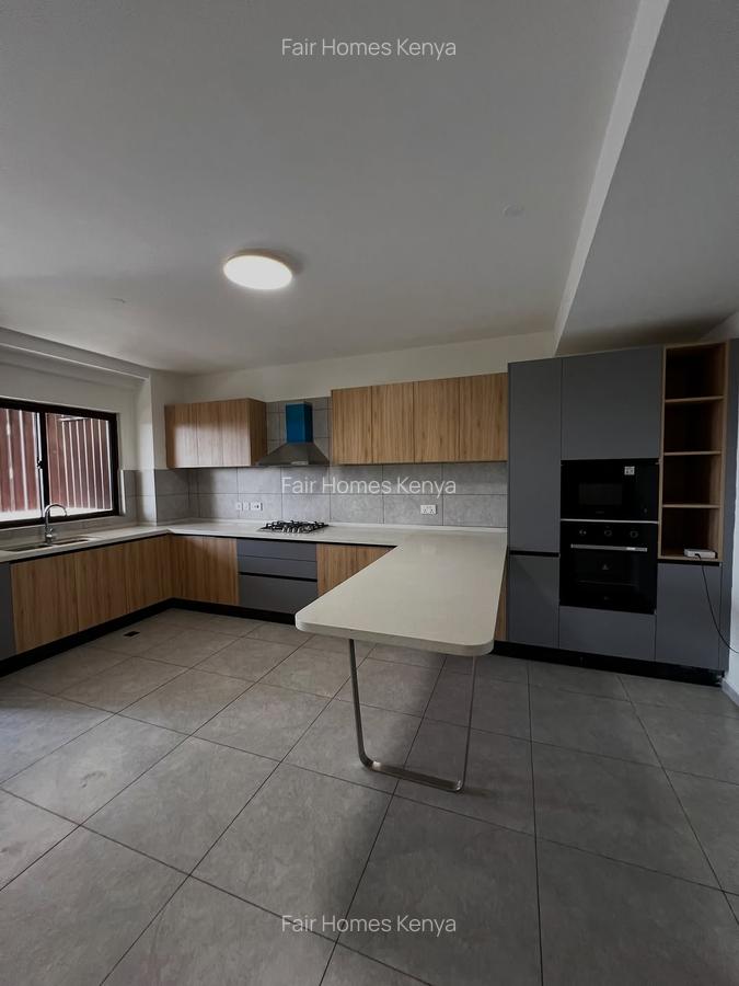 3 Bed Apartment with En Suite at Oloitoktok Road - 10