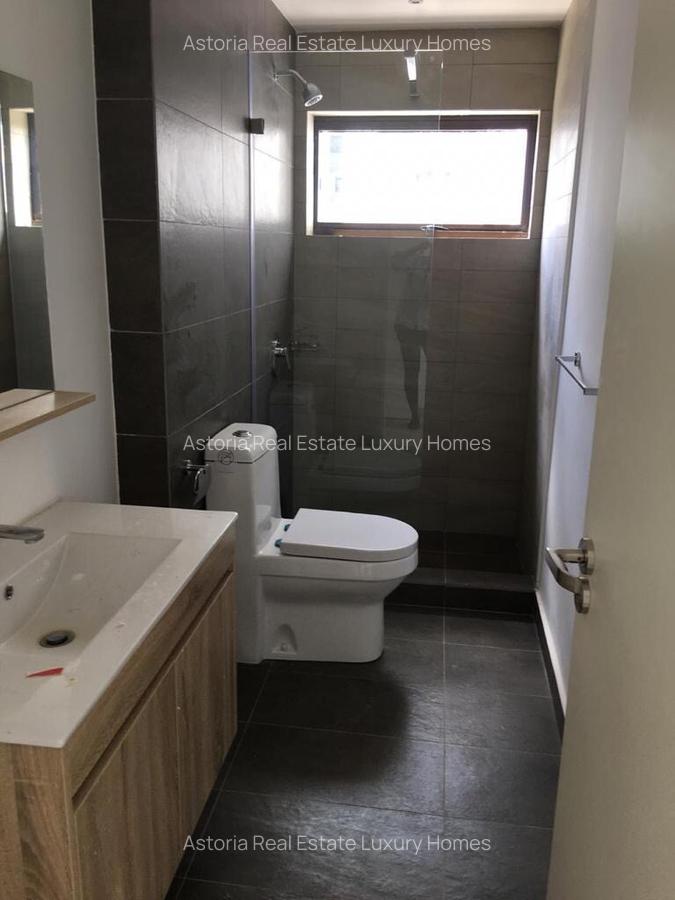 2 Bed Apartment with En Suite at 2026-440 - 1