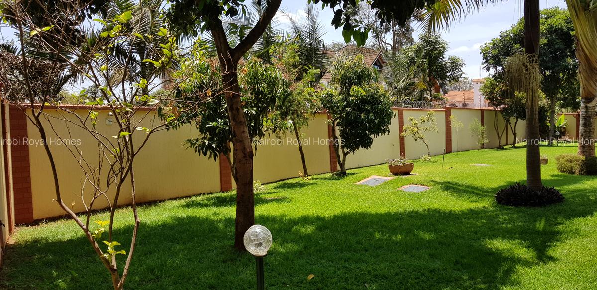 5 Bed House with En Suite at Runda Road - 8