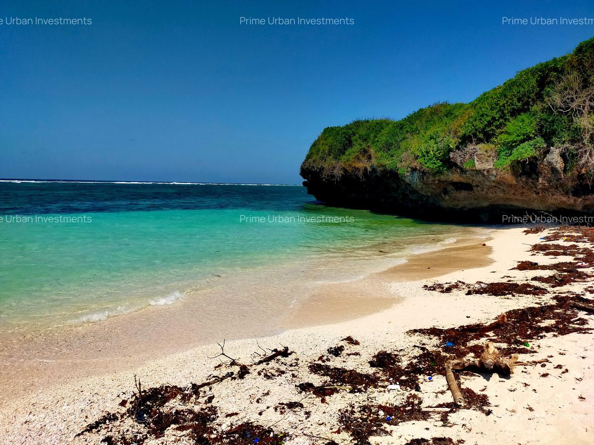 1,012 m² Residential Land at Seafront Estate - 1