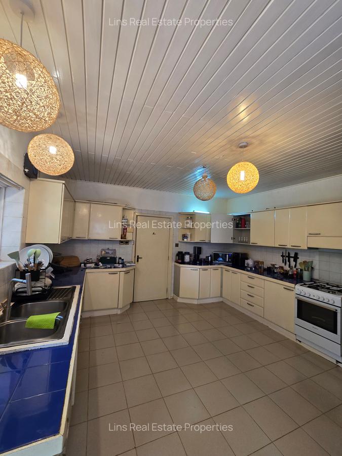4 Bed House with En Suite in Muthaiga - 17