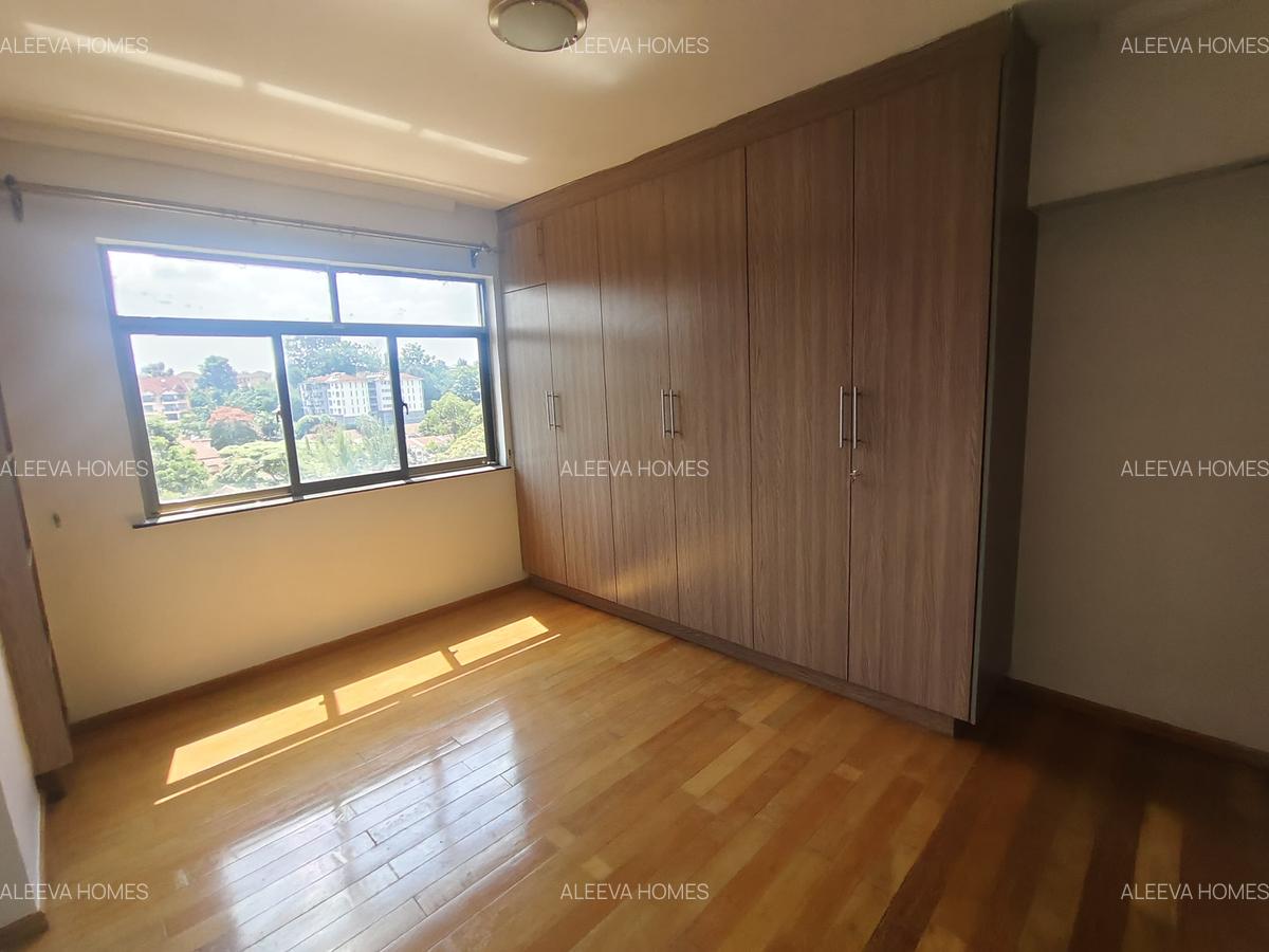 4 Bed Apartment with En Suite in Lavington - 9