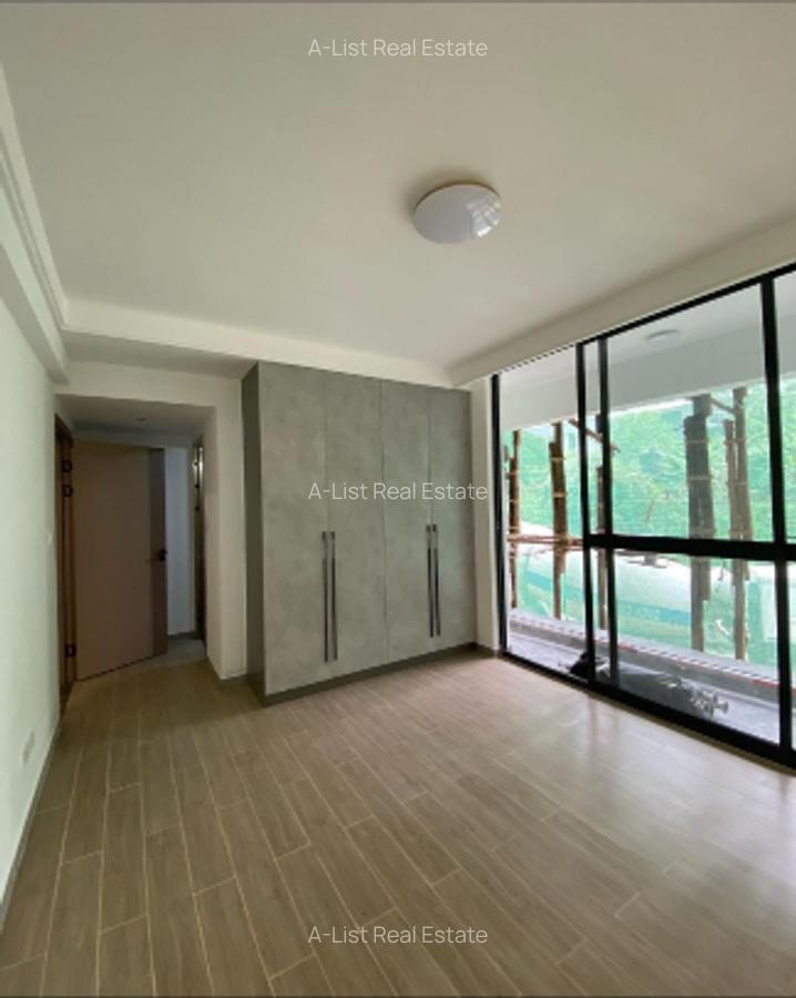 2 Bed Apartment with Gym at Riverside Drive - 5