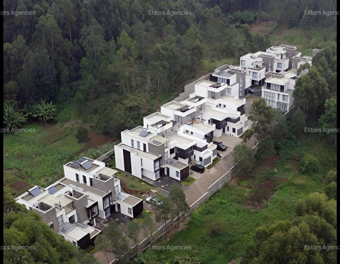 4 Bed Townhouse with En Suite at Kirawa Road - 2