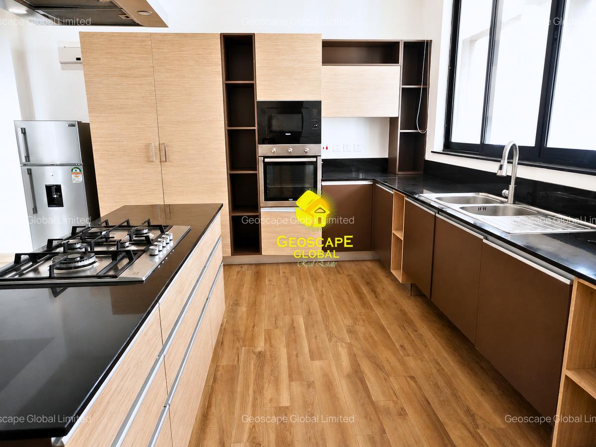 Furnished 4 Bed Apartment with En Suite in Riverside - 10