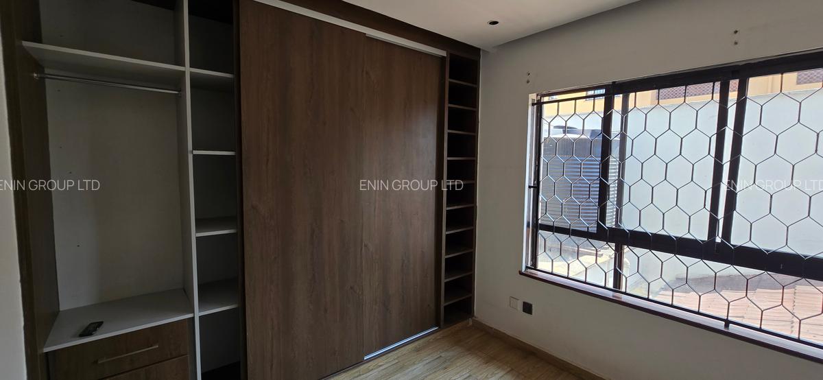 5 Bed Townhouse with En Suite at Off Gitanga Rd - 10