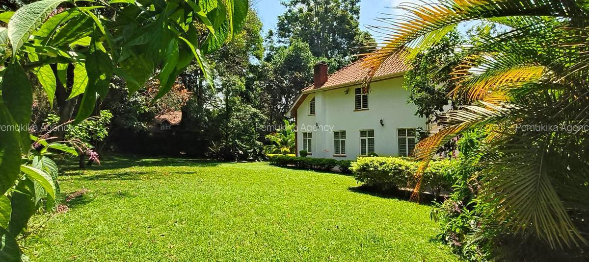 5 Bed Townhouse with En Suite in Rosslyn - 1