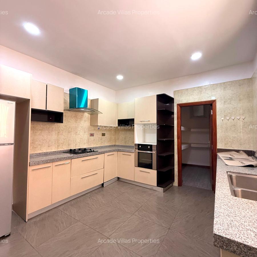 Serviced 3 Bed Apartment with En Suite in Lavington - 14