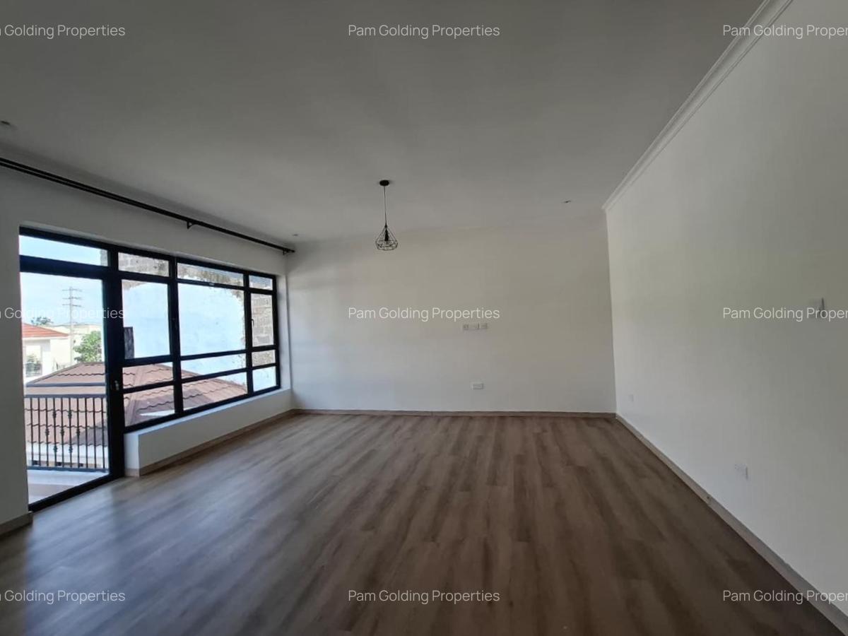 4 Bed House at Muthaiga North Road - 10