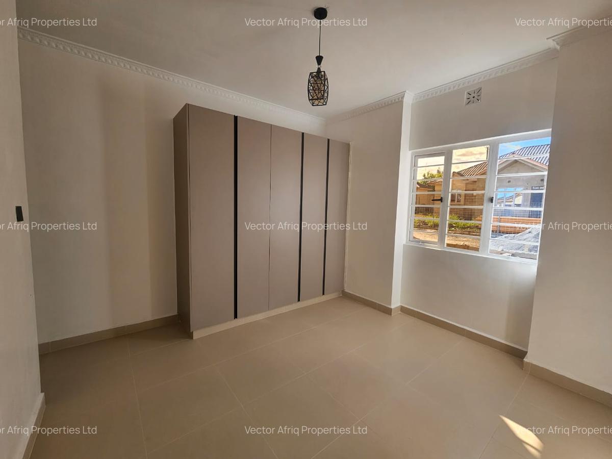 3 Bed House with En Suite in Kitengela - 2