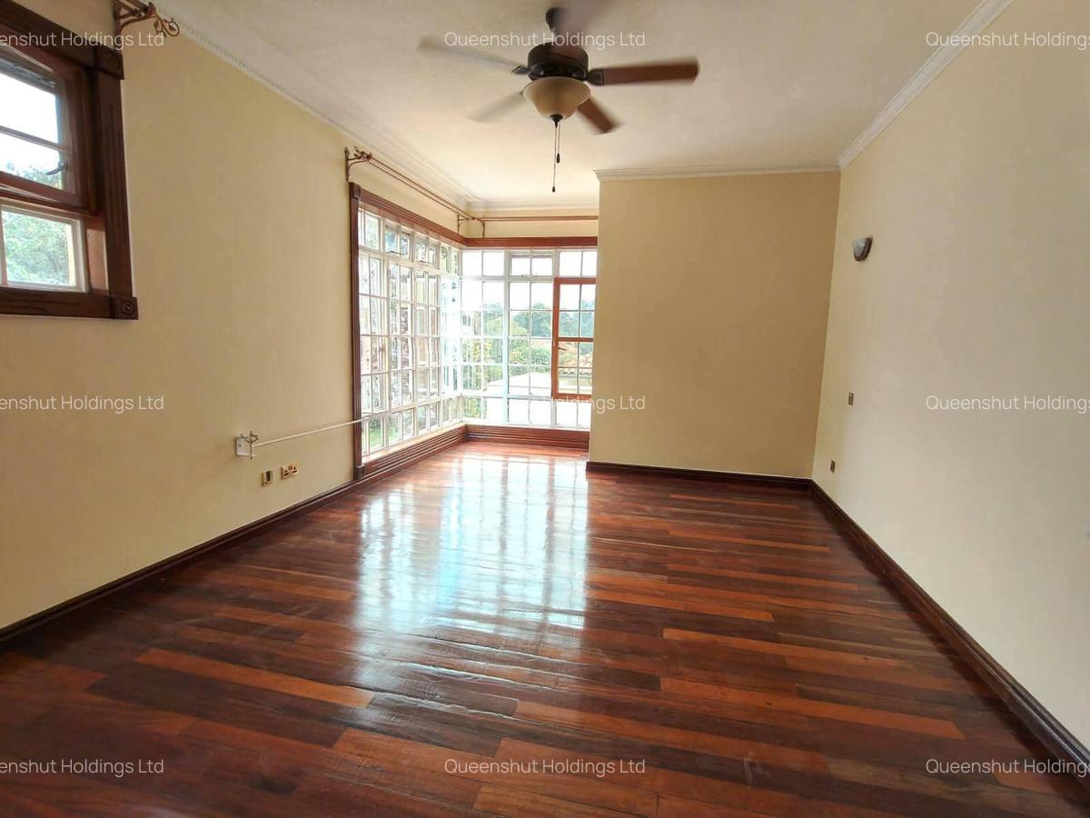 4 Bed Townhouse with En Suite in Westlands Area - 8