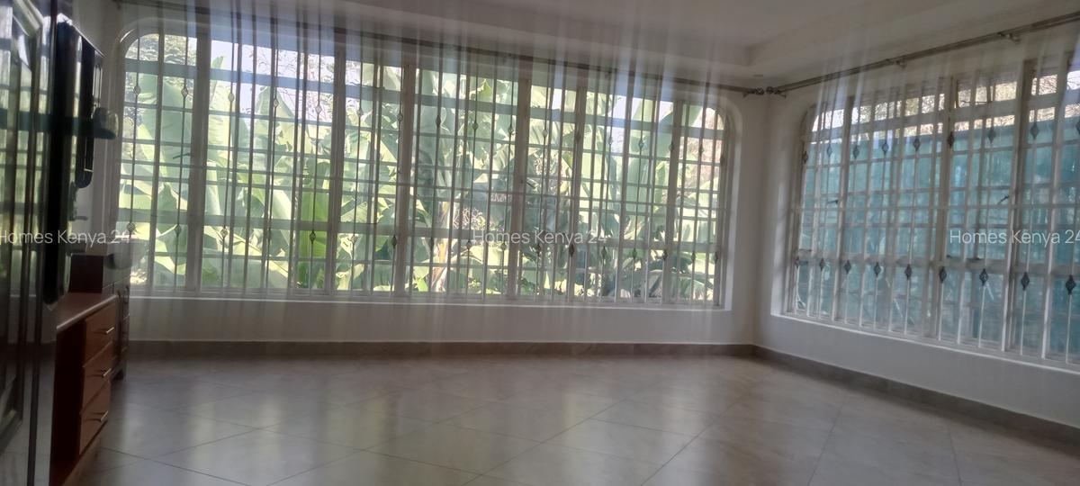 5 Bed House in Runda - 12