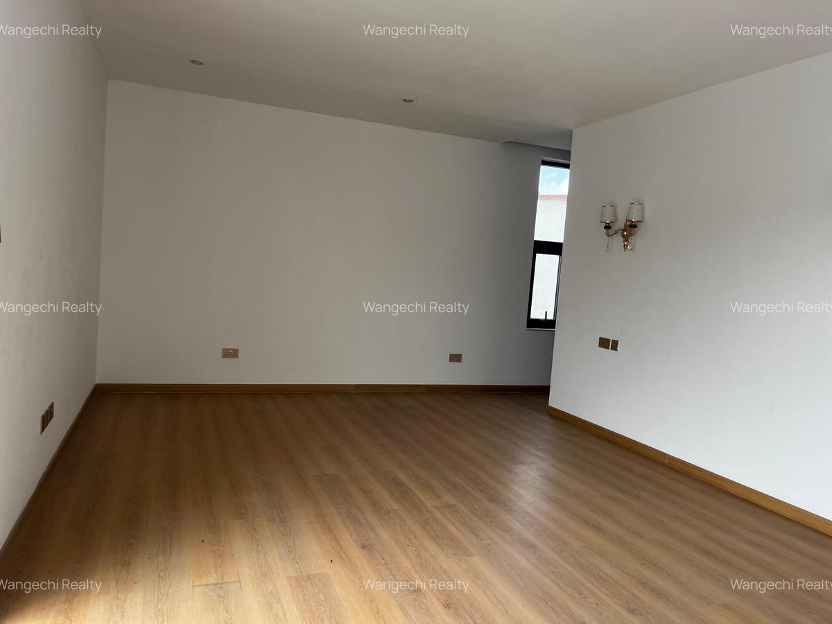 5 Bed Apartment with En Suite in Lavington - 15