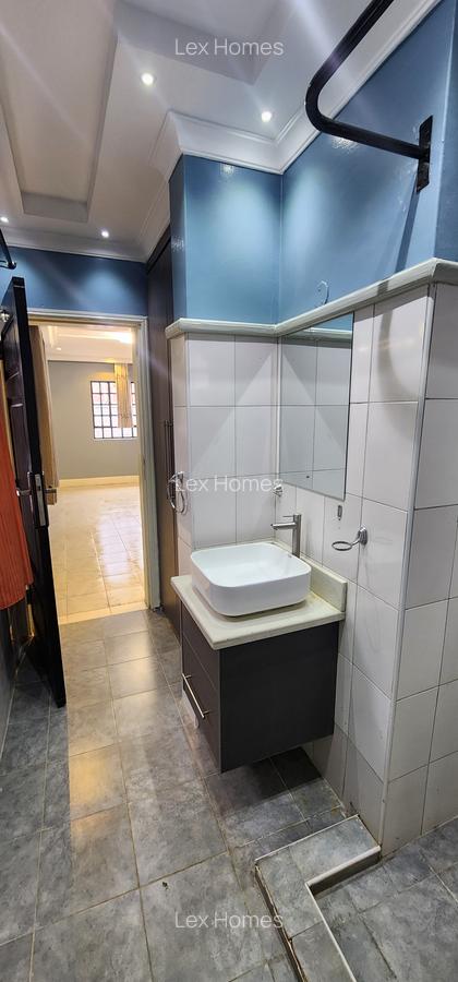 3 Bed House with En Suite at Rimpa - 19