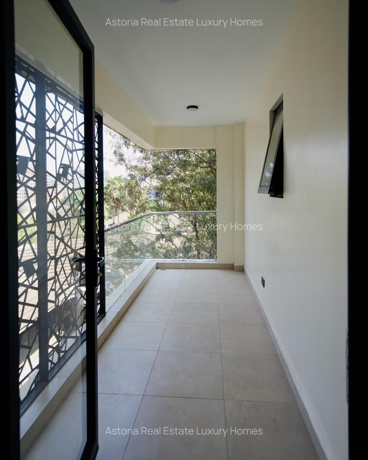 3 Bed Apartment with En Suite at 2026-429 3 Bed - 1