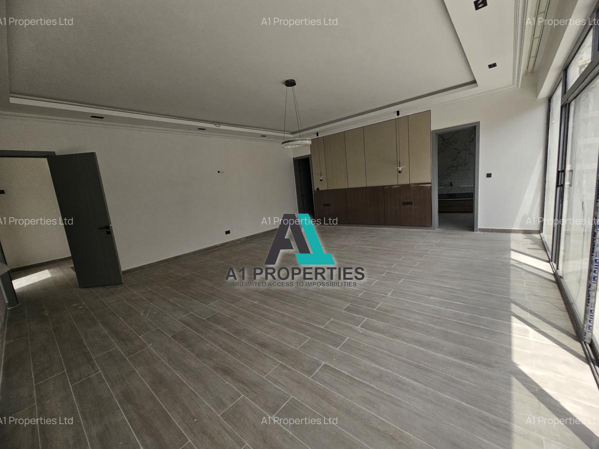 5 Bed Townhouse with En Suite in Lavington - 5