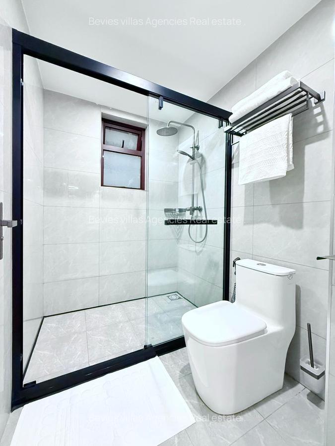 Serviced 2 Bed Apartment with En Suite at Riverside - 6