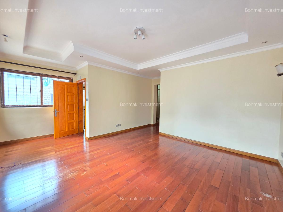 5 Bed Townhouse with En Suite at Lavington Green - 13