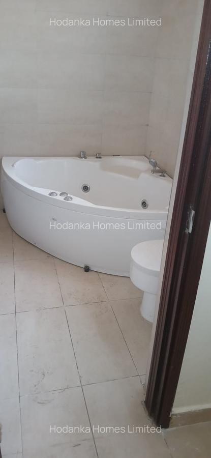 3 Bed Apartment with En Suite in Kileleshwa - 4