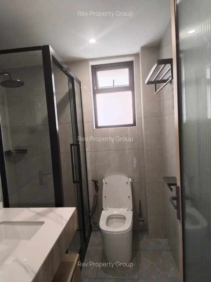 2 Bed Apartment with En Suite in Riverside - 14