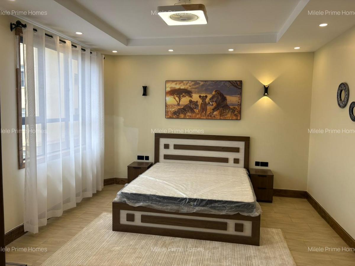 4 Bed Townhouse with En Suite in Banana - 7
