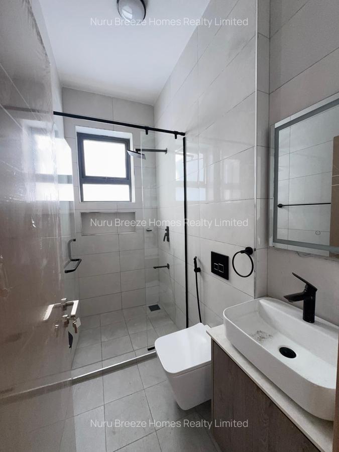 2 Bed Apartment with En Suite in Brookside - 5