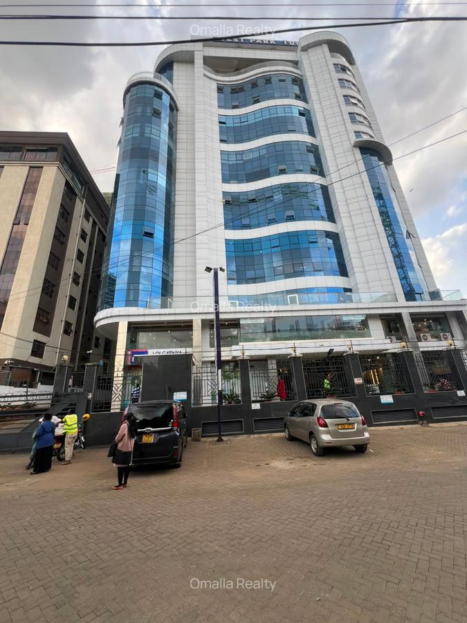 1,230 ft² Commercial Property with Service Charge Included in Westlands Area - 10