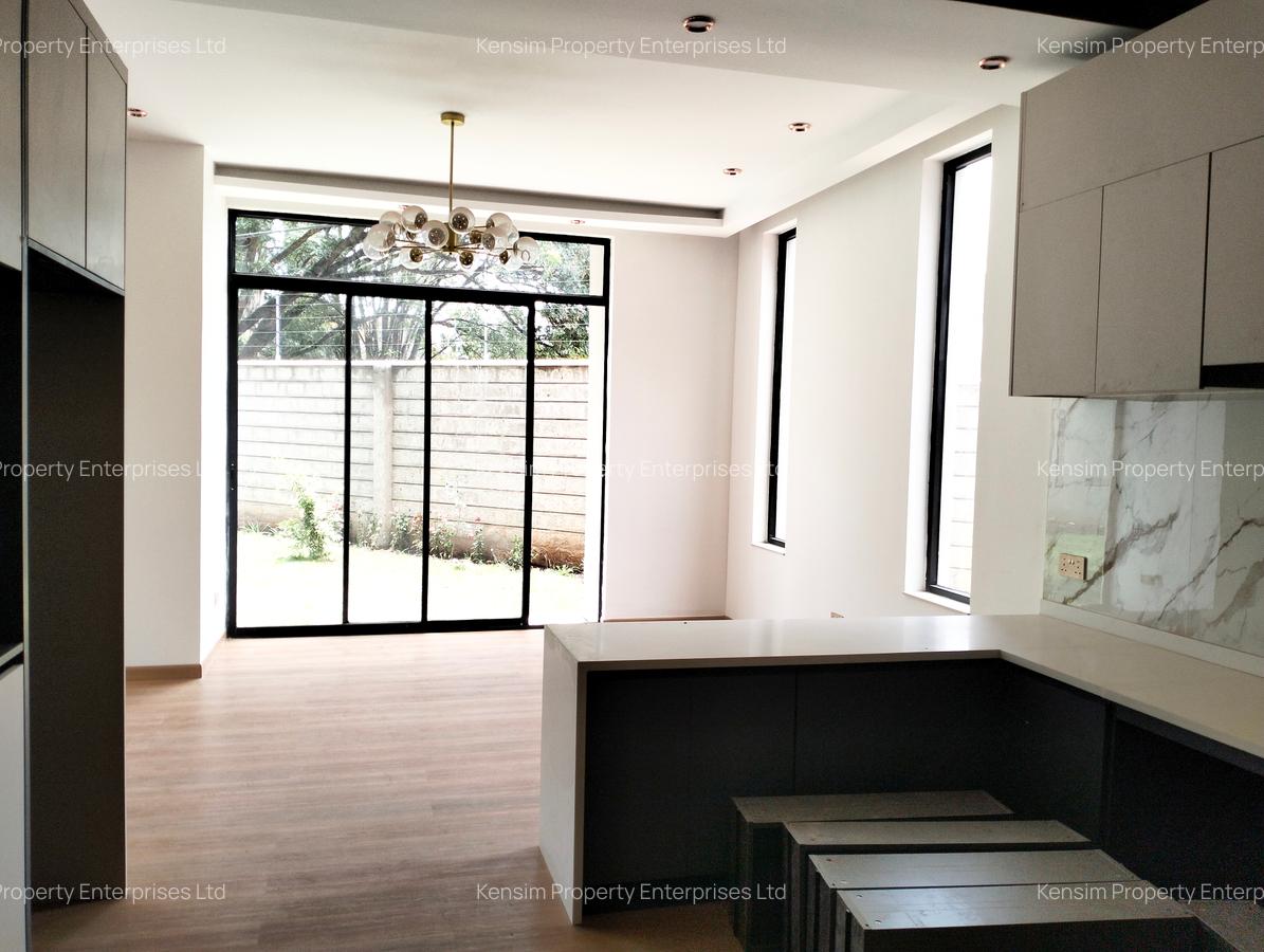 5 Bed Townhouse with En Suite in Lavington - 7