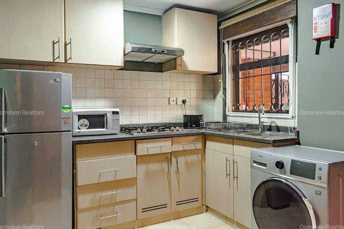 Serviced 1 Bed Apartment with En Suite at Kolobot Drive - 4