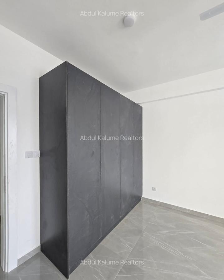 Serviced 3 Bed Apartment with En Suite at Nyali - 7