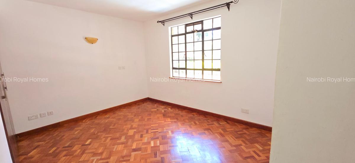 4 Bed Townhouse with En Suite at Chalbi Drive - 12