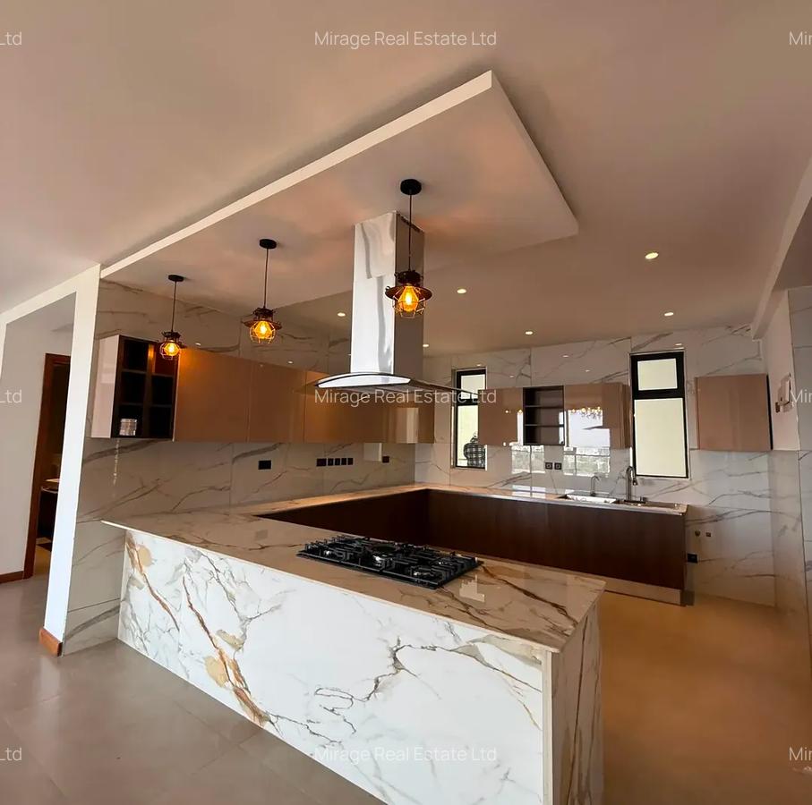 4 Bed Apartment with En Suite in Riverside - 16