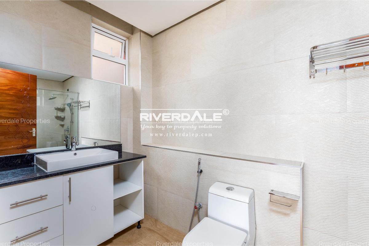 5 Bed Apartment with En Suite in General Mathenge - 19