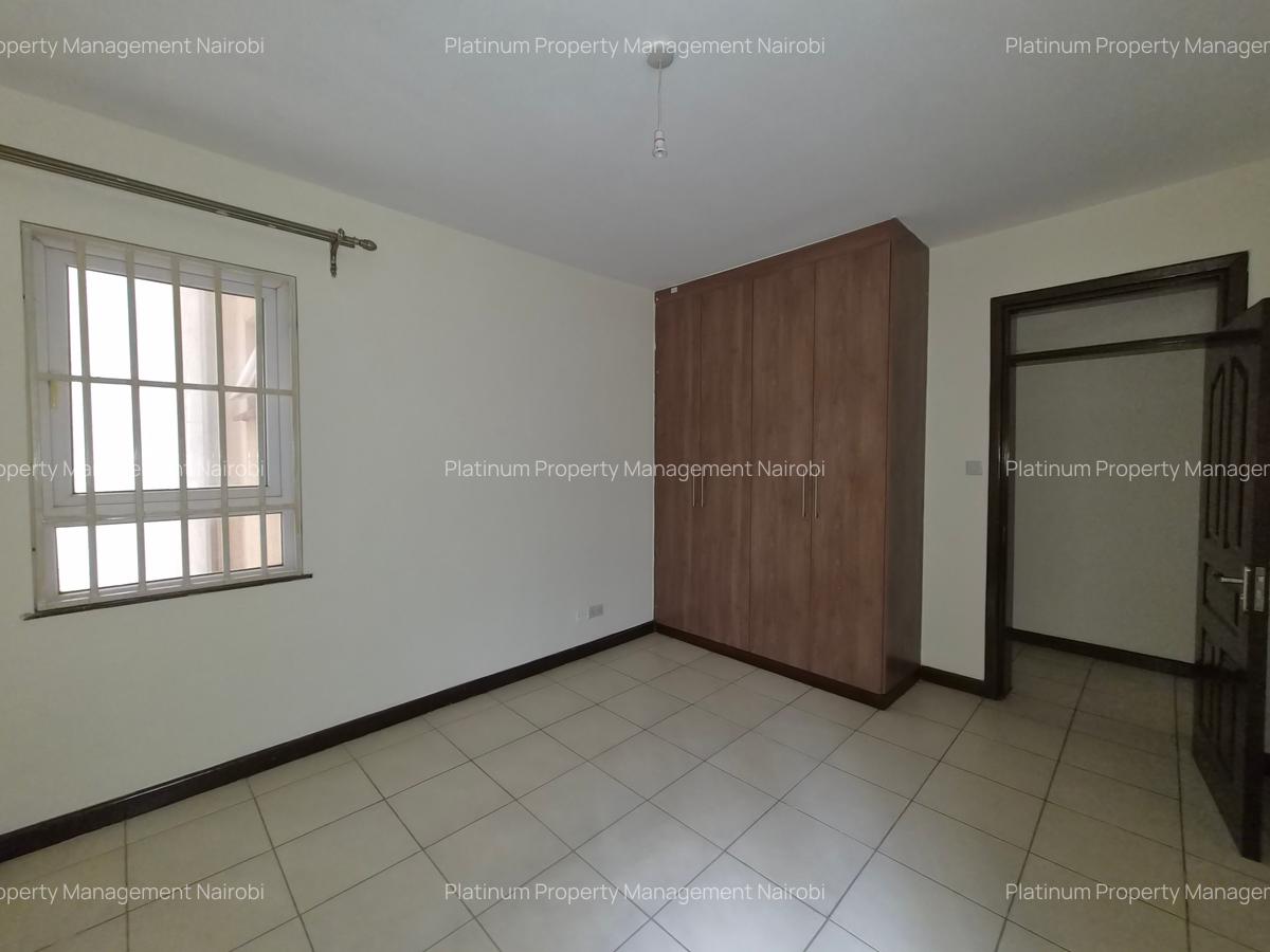 2 Bed Apartment with En Suite at Brookside Gardens - 10