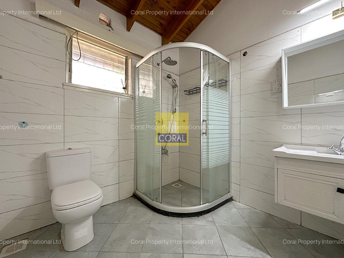 4 Bed House in Runda - 18