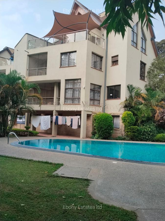 5 Bed Townhouse with En Suite in Lavington - 9