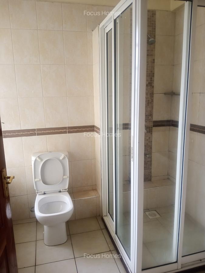 2 Bed Apartment with En Suite in Lavington - 13