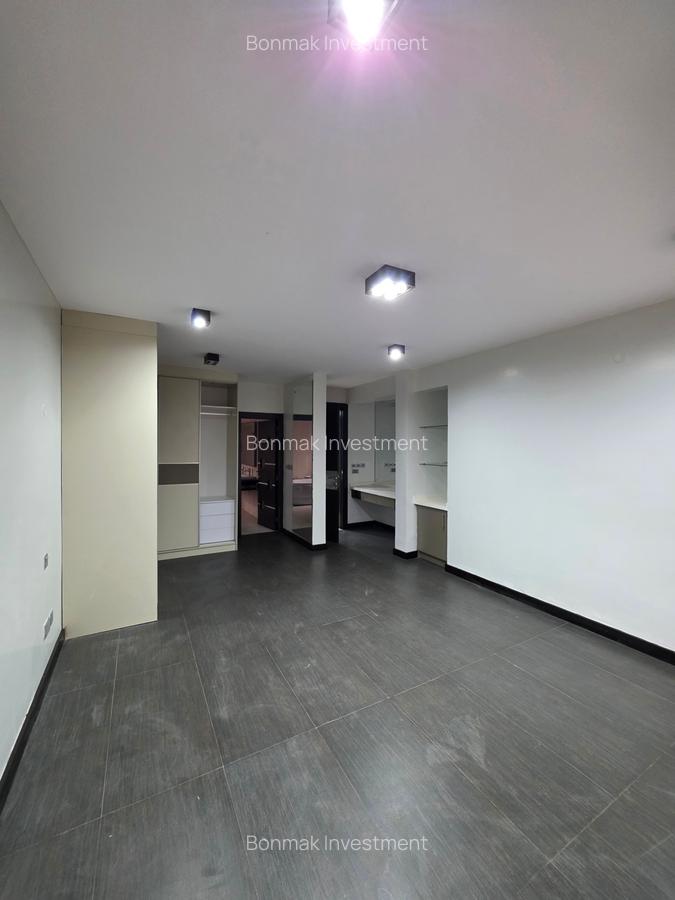 3 Bed Apartment with En Suite at Lavington-Riverside Drive - 10