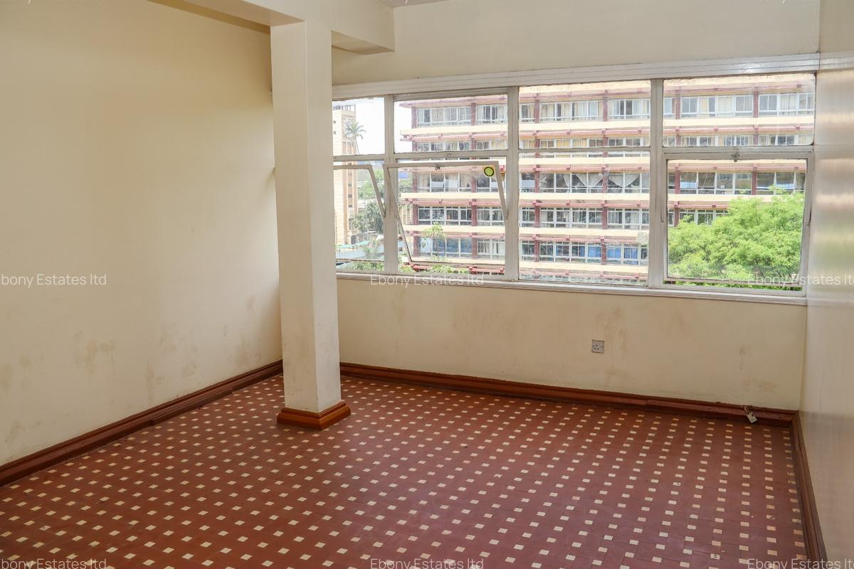 281 m² Office with Service Charge Included in Nairobi CBD - 4