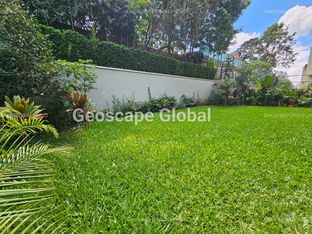 4 Bed Townhouse with En Suite in Gigiri - 2