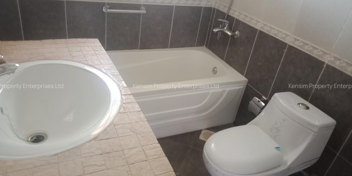 5 Bed Townhouse with En Suite in Kitisuru - 6