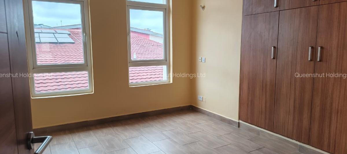 3 Bed Apartment with Gym in Kilimani - 16