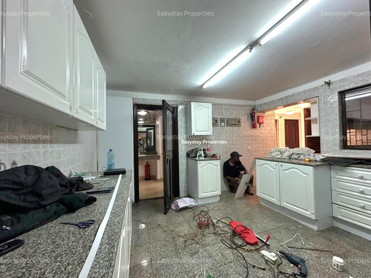 3 Bed Apartment with En Suite in Westlands Area - 7