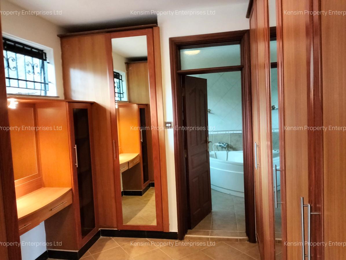 4 Bed Townhouse with En Suite in Westlands Area - 8