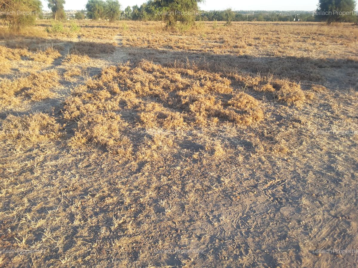 Land in Kitengela - 11